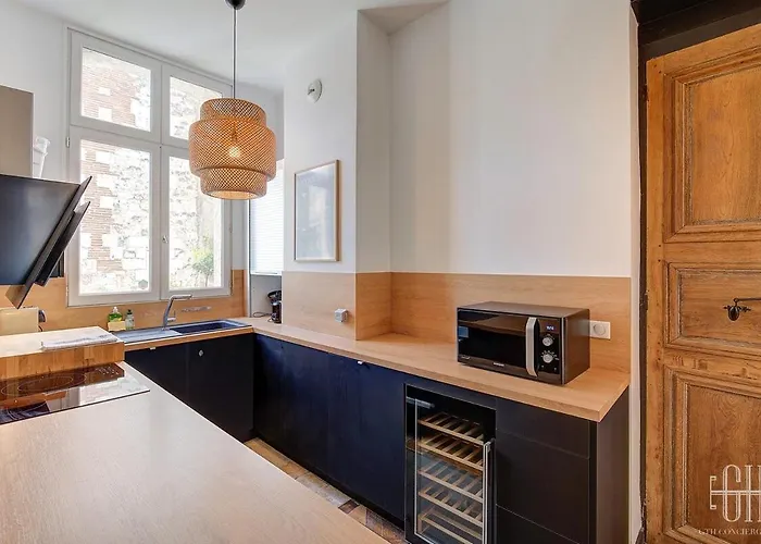 Spacieux - Type Haussmannien - Wifi