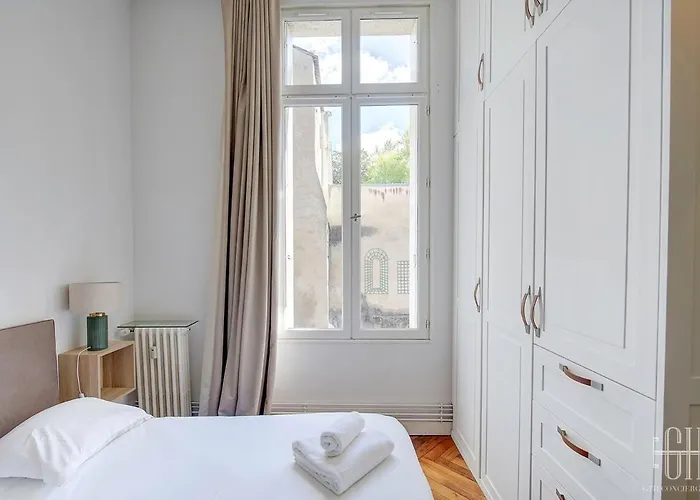 Апартаменты Spacieux - Type Haussmannien - Wifi