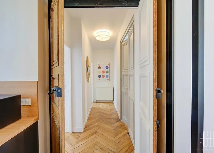 Апартаменты Spacieux - Type Haussmannien - Wifi *