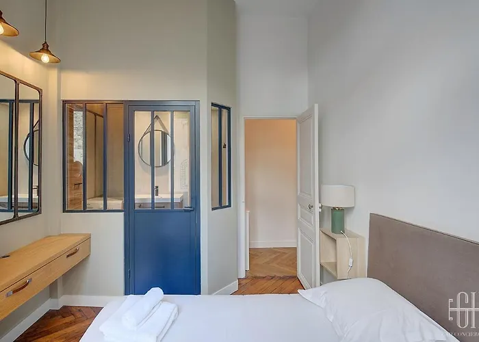 Spacieux - Type Haussmannien - Wifi Апартаменты